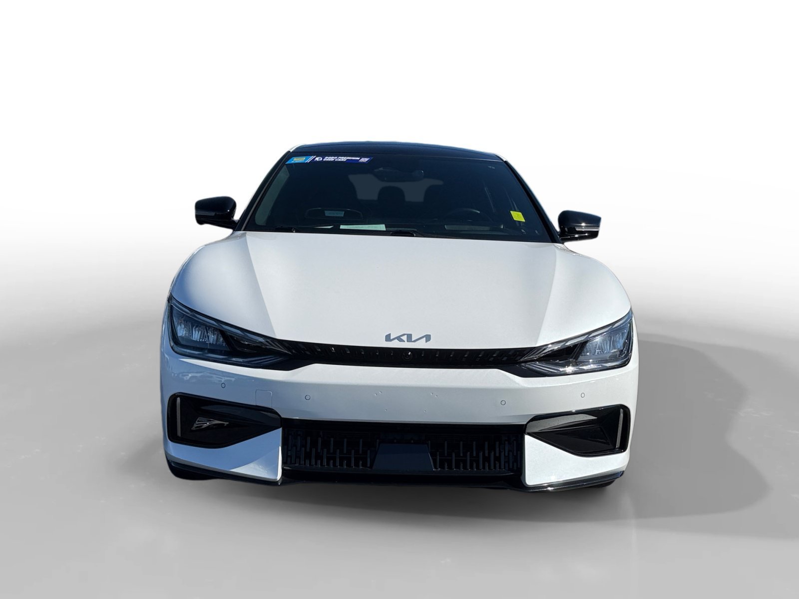 Used 2024 Snow White Pearl Kia GT image 8