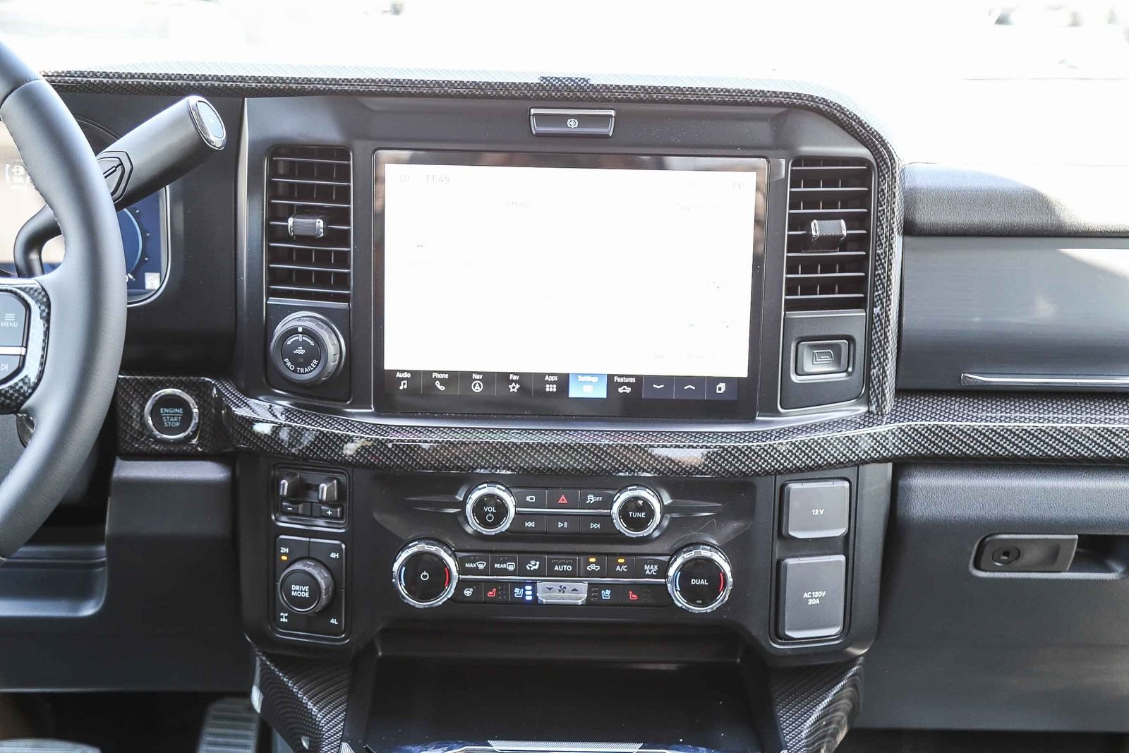 New 2026 Star White Metallic Tri-Coat Ford F-250® Lariat® image 20
