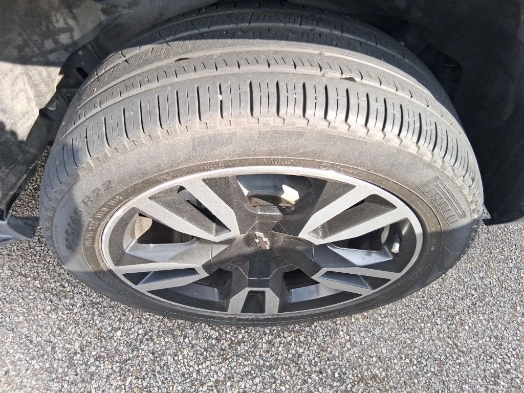 Used 2019 Black Chevrolet Premier image 14