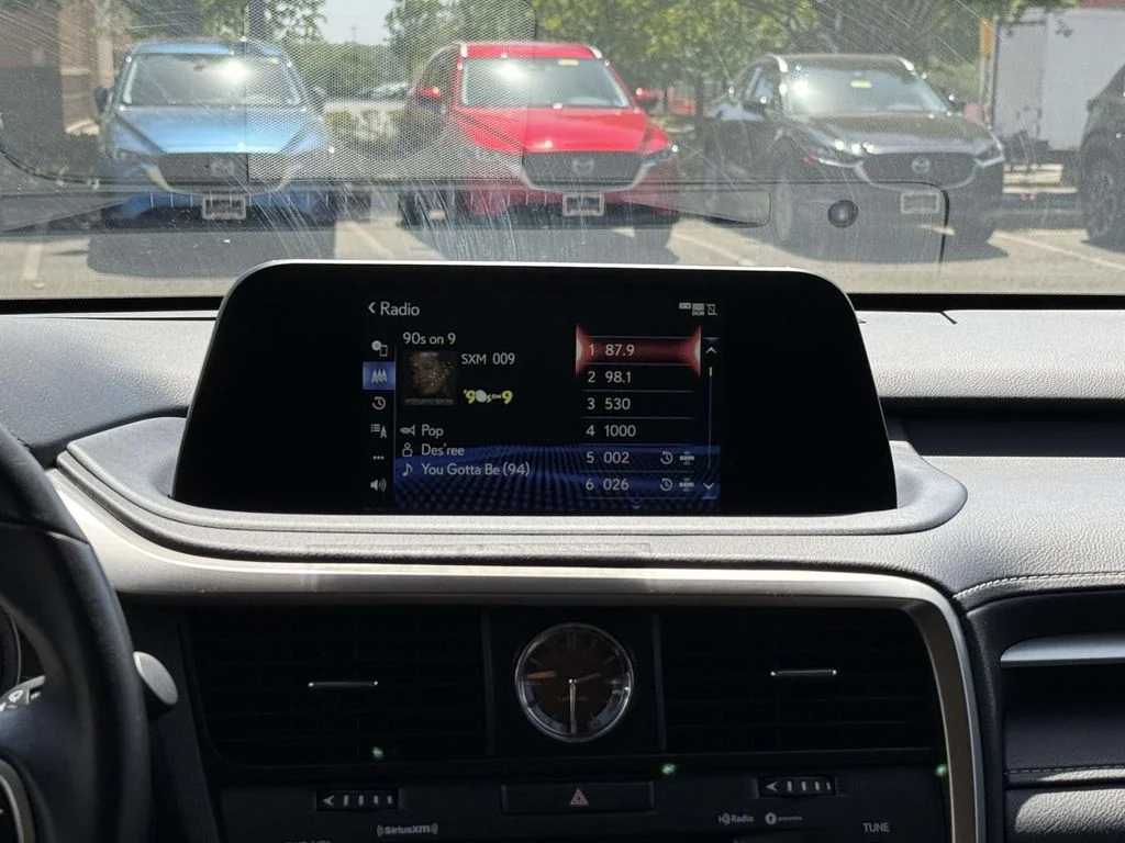 Used 2021  Lexus 350 image 3