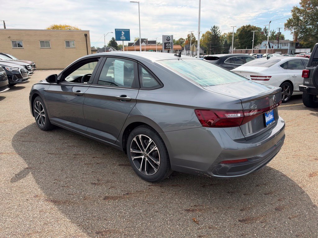 Used 2026 Gray Volkswagen 1.5T Sport image 7