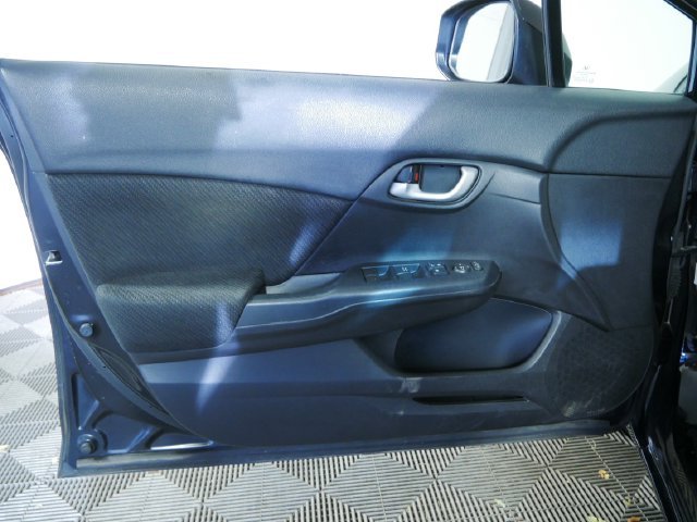 Used 2013 Black Honda LX image 18