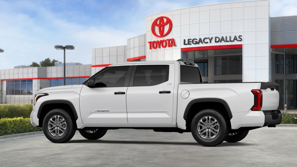 2026 Toyota Tundra SR5 - Photo 32