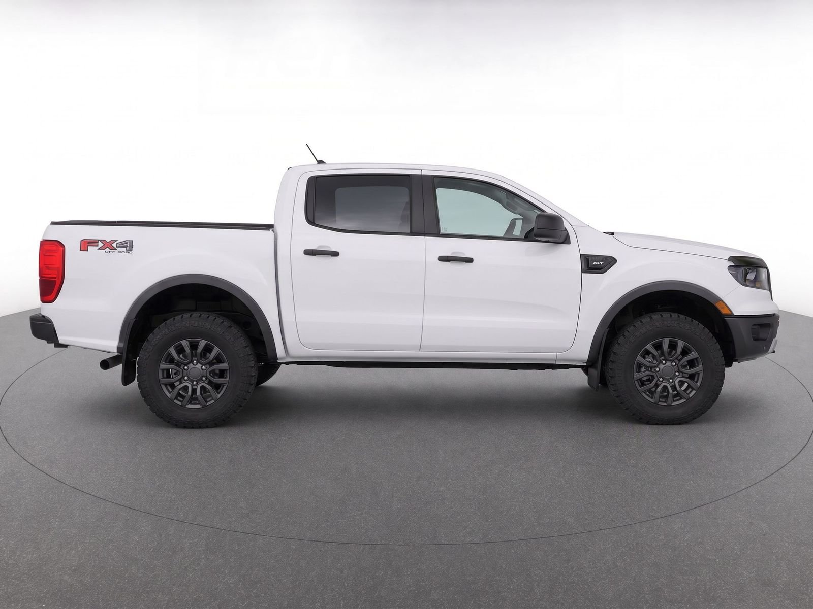 Used 2019 Oxford White Ford XLT image 8