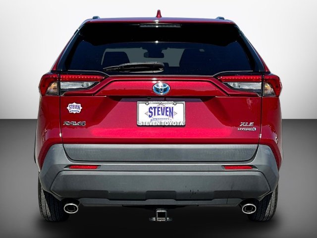 Used 2022 Red Toyota XLE image 5