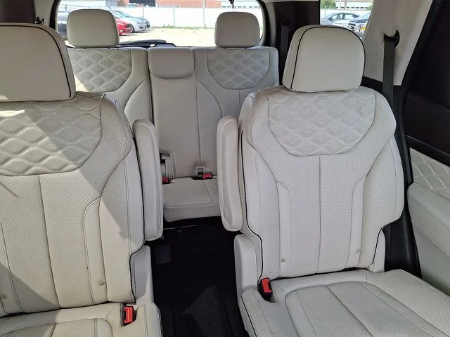 Used 2020 White Hyundai Limited image 20