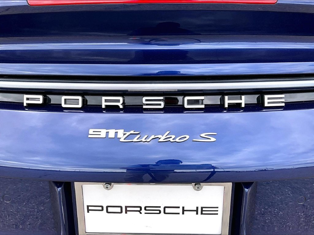 Used 2022  Porsche Turbo image 22