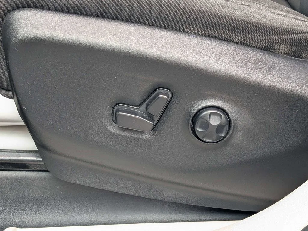 Certified Used 2023 Silver Chrysler LX image 22