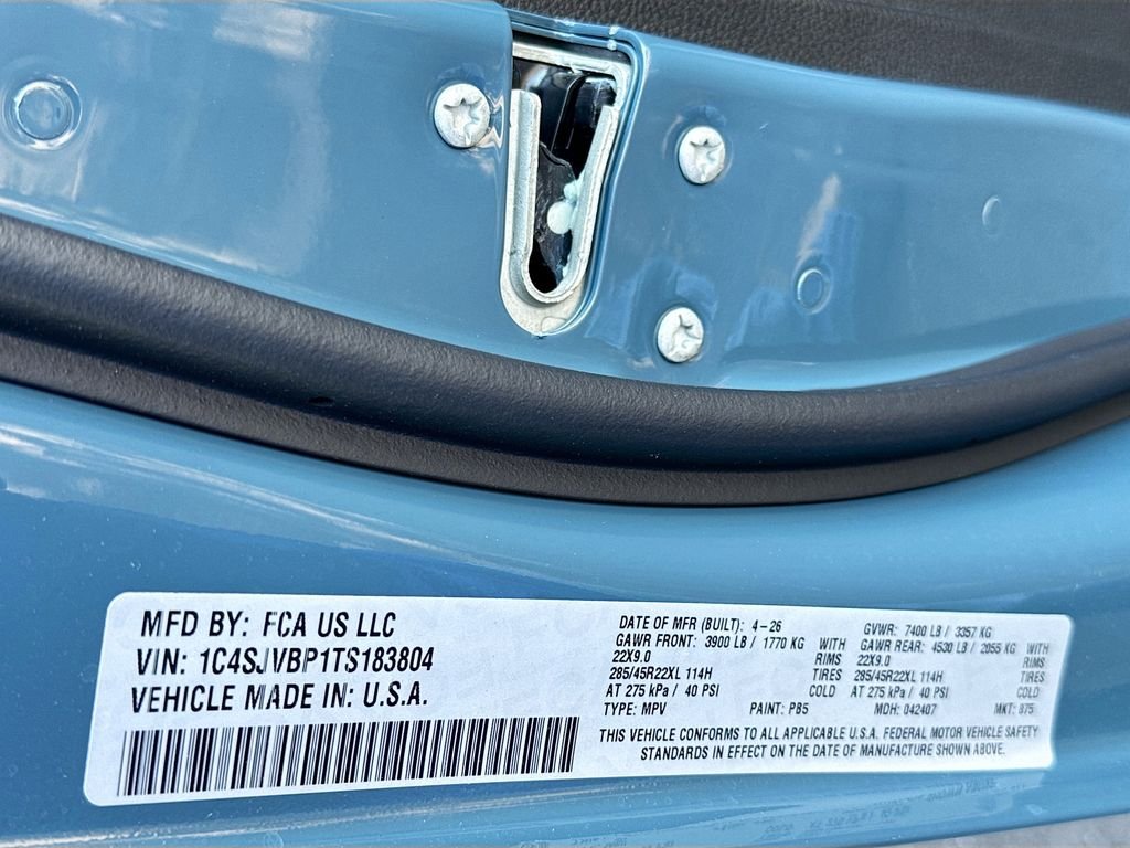 New 2026 Steel Blue Exterior Paint Jeep Limited Reserve image 13