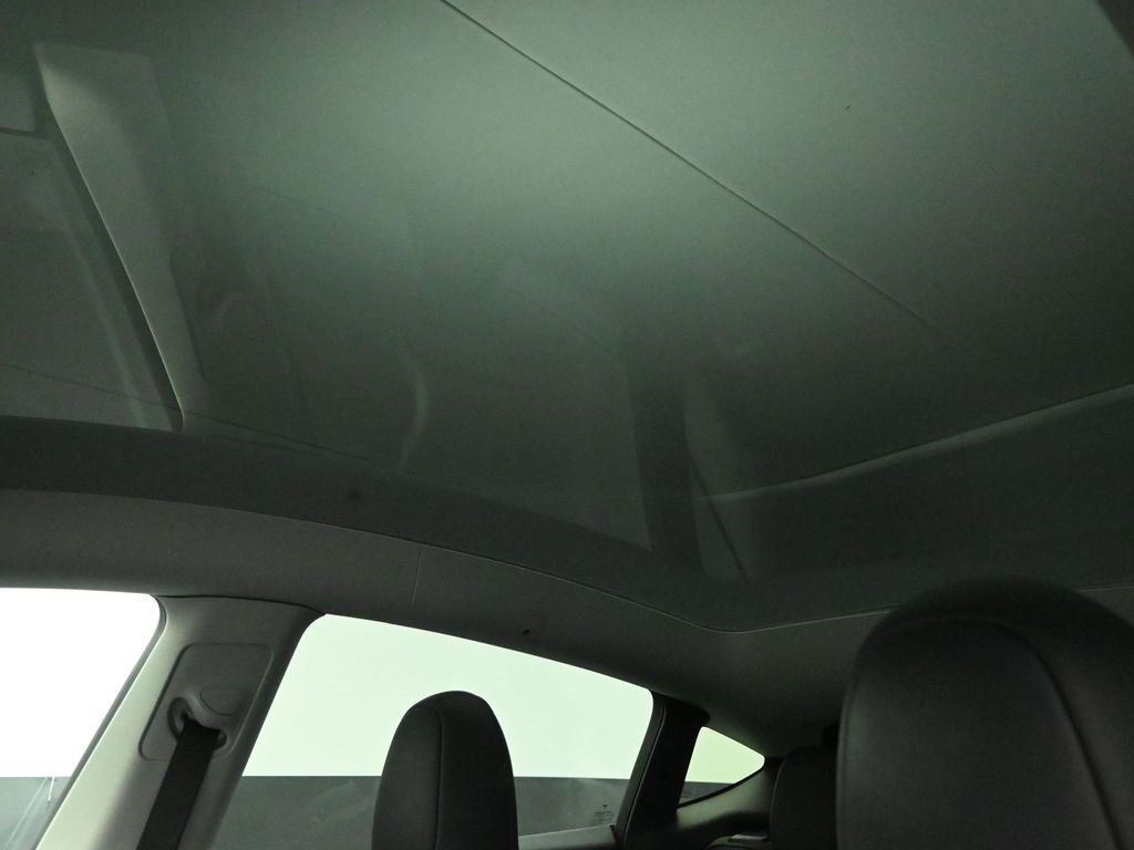 2023 TESLA MODEL Y - Image 11
