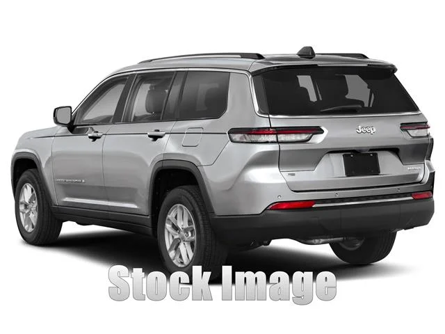 Used 2023 Bright White Clearcoat Jeep Summit 4x4 image 20