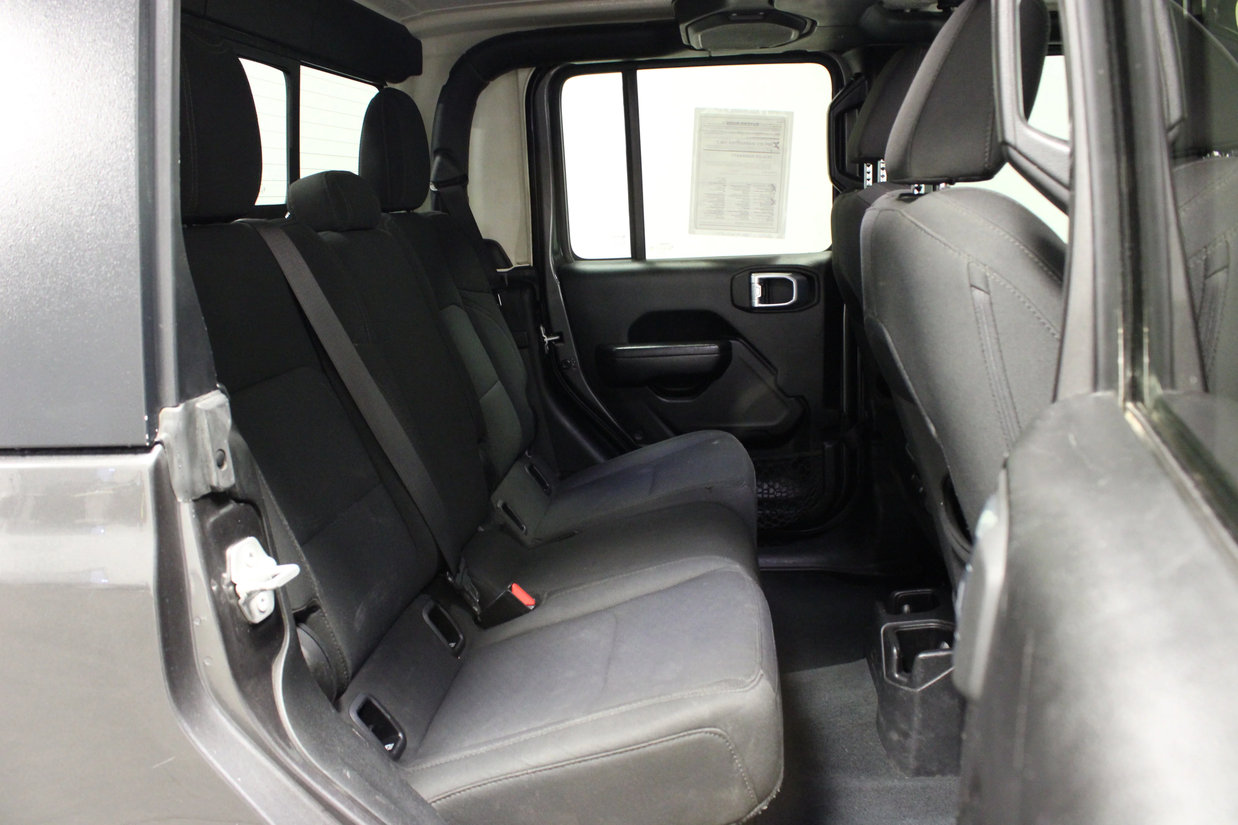 Used 2022 Granite Crystal Metallic Clearcoat Jeep Sport image 18