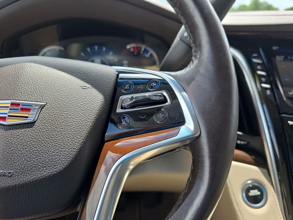 Used 2017 White Cadillac Base image 23