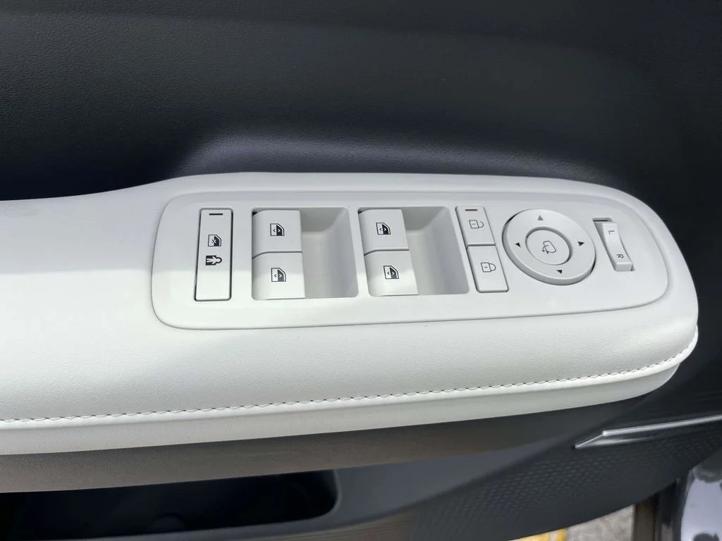 New 2026 Gray Hyundai Calligraphy image 12