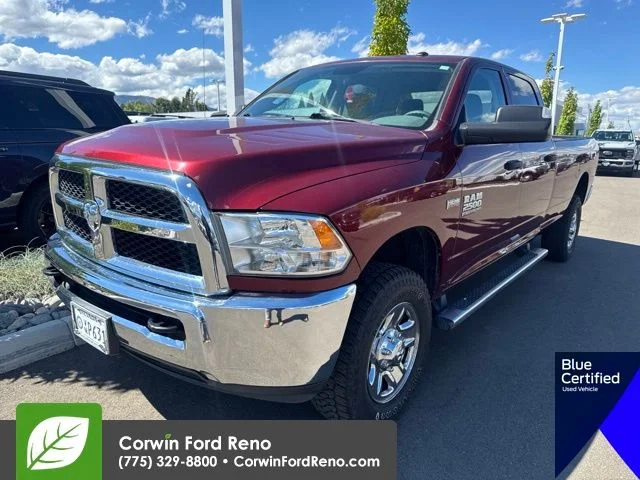 Used 2018 Delmonico Red Pearlcoat Ram Tradesman image 4