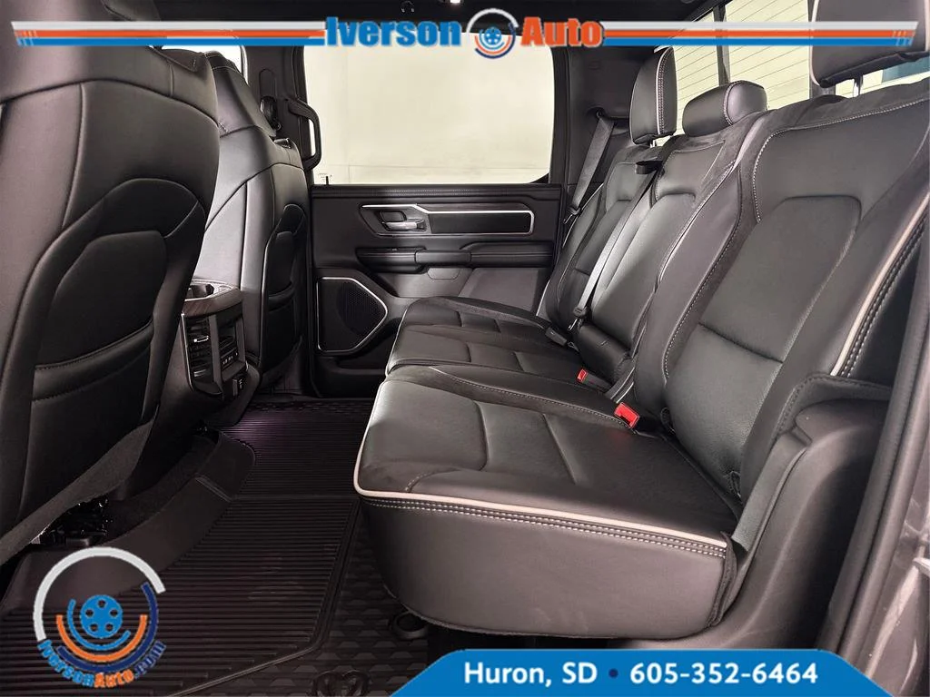 New 2026 Granite Crystal Metallic Clearcoat Ram Laramie image 23