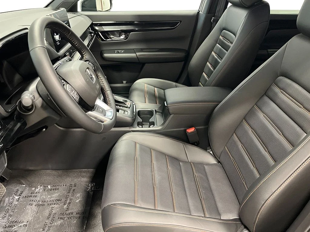New 2026 Urban Gray Pearl Honda Touring image 13