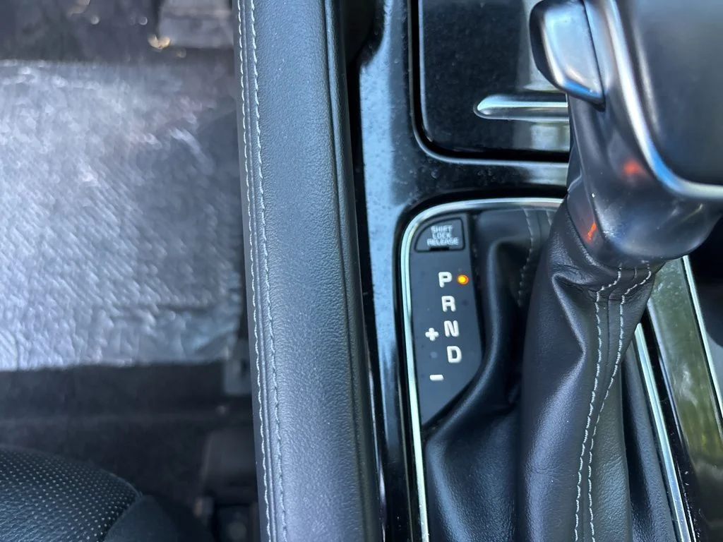 Used 2022 Gray Kia EX image 37