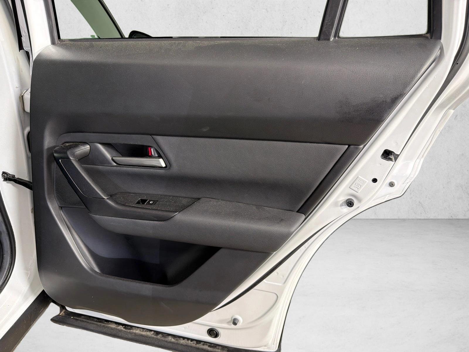 Used 2025 Wind Chill Pearl Mazda 2.5 S Preferred Package image 16