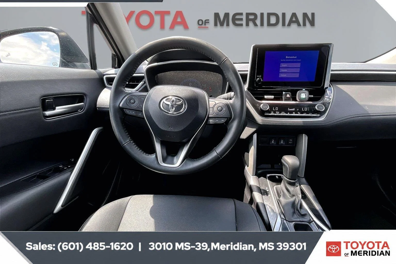 Used 2025 Jet Black Toyota XLE image 5