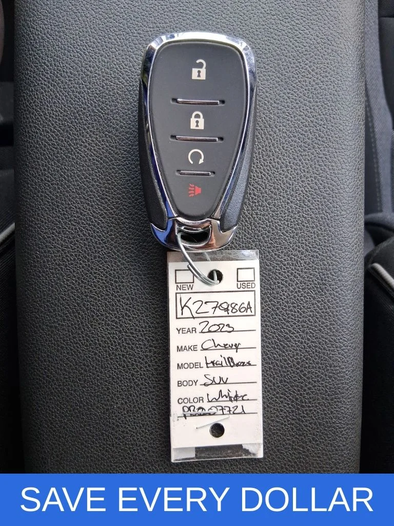 Used 2023 White Chevrolet LT image 18