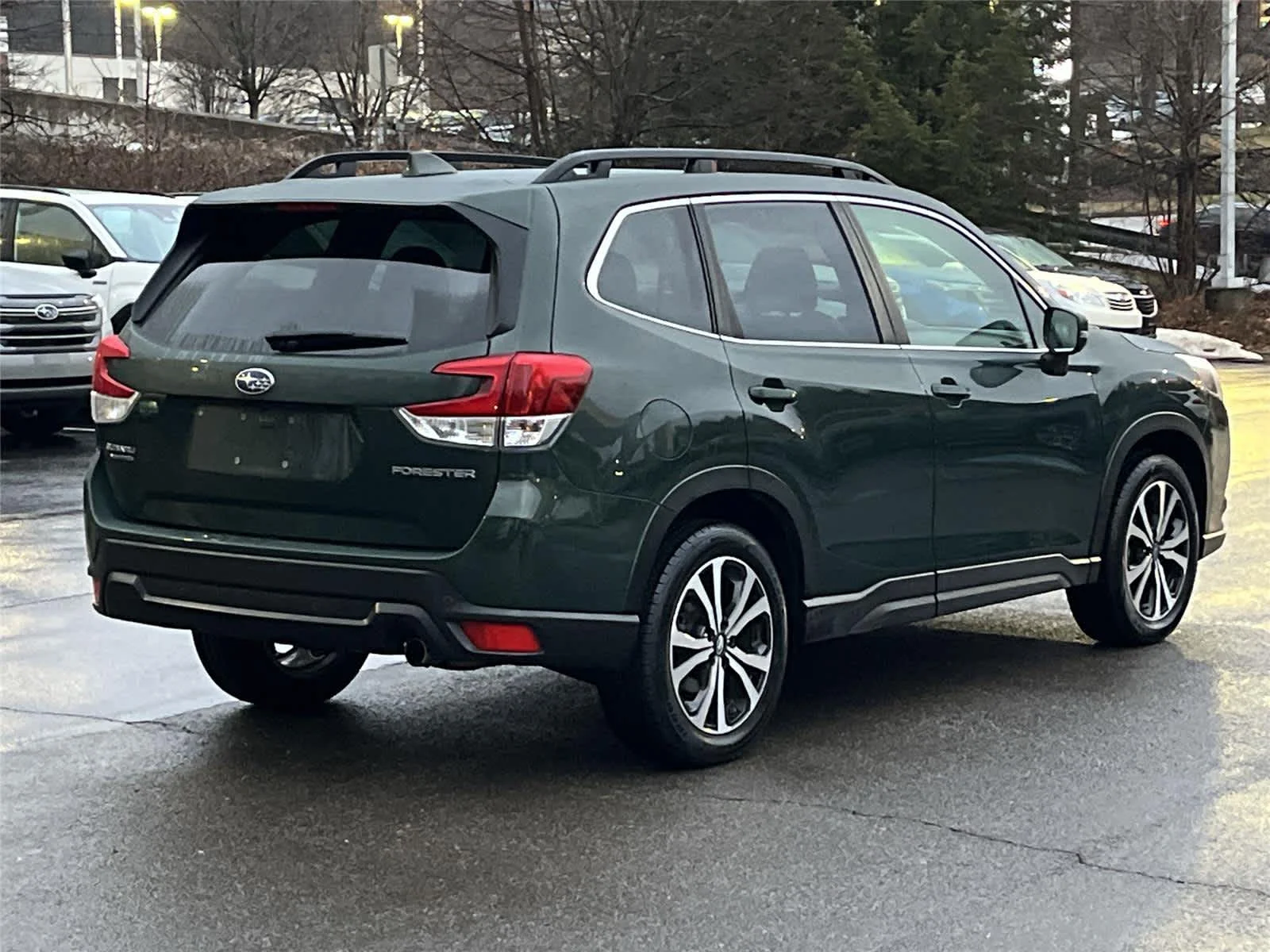 Certified Used 2023 Cascade Green Silica Subaru Limited image 5