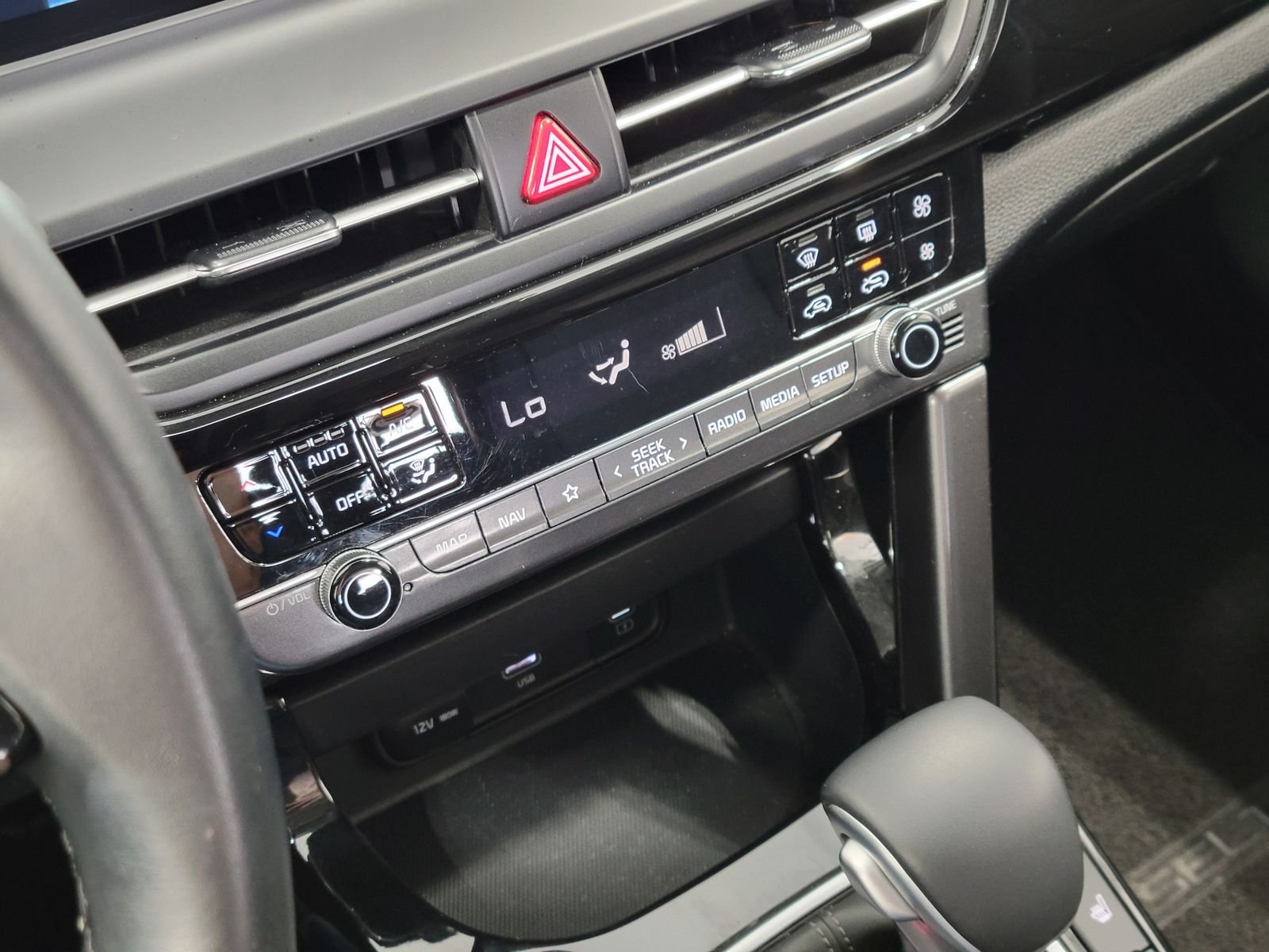 Used 2025 Blue Kia S image 21