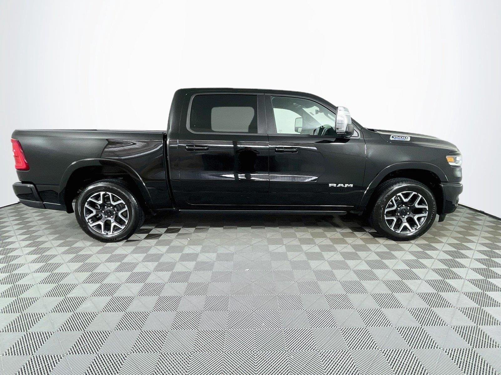 Used 2026 Diamond Black Crystal Pearlcoat Ram Laramie image 10