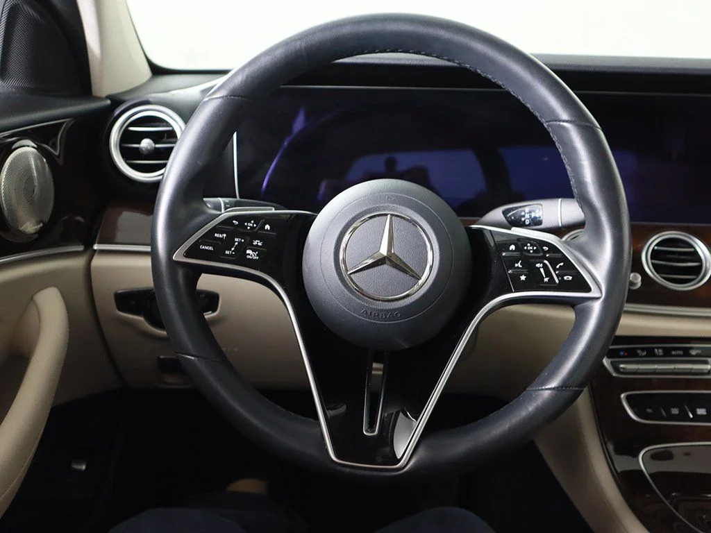 2022 Mercedes-Benz E-Class E350 - Photo 39