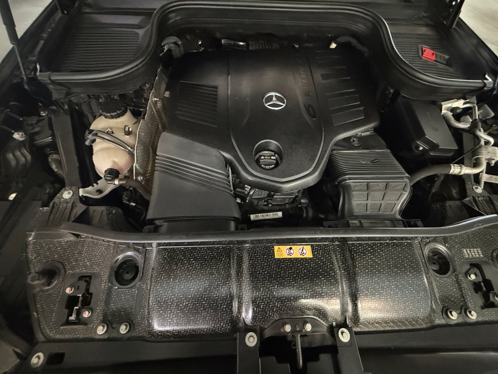 Certified Used 2022 Black Mercedes-Benz GLE 450 image 20