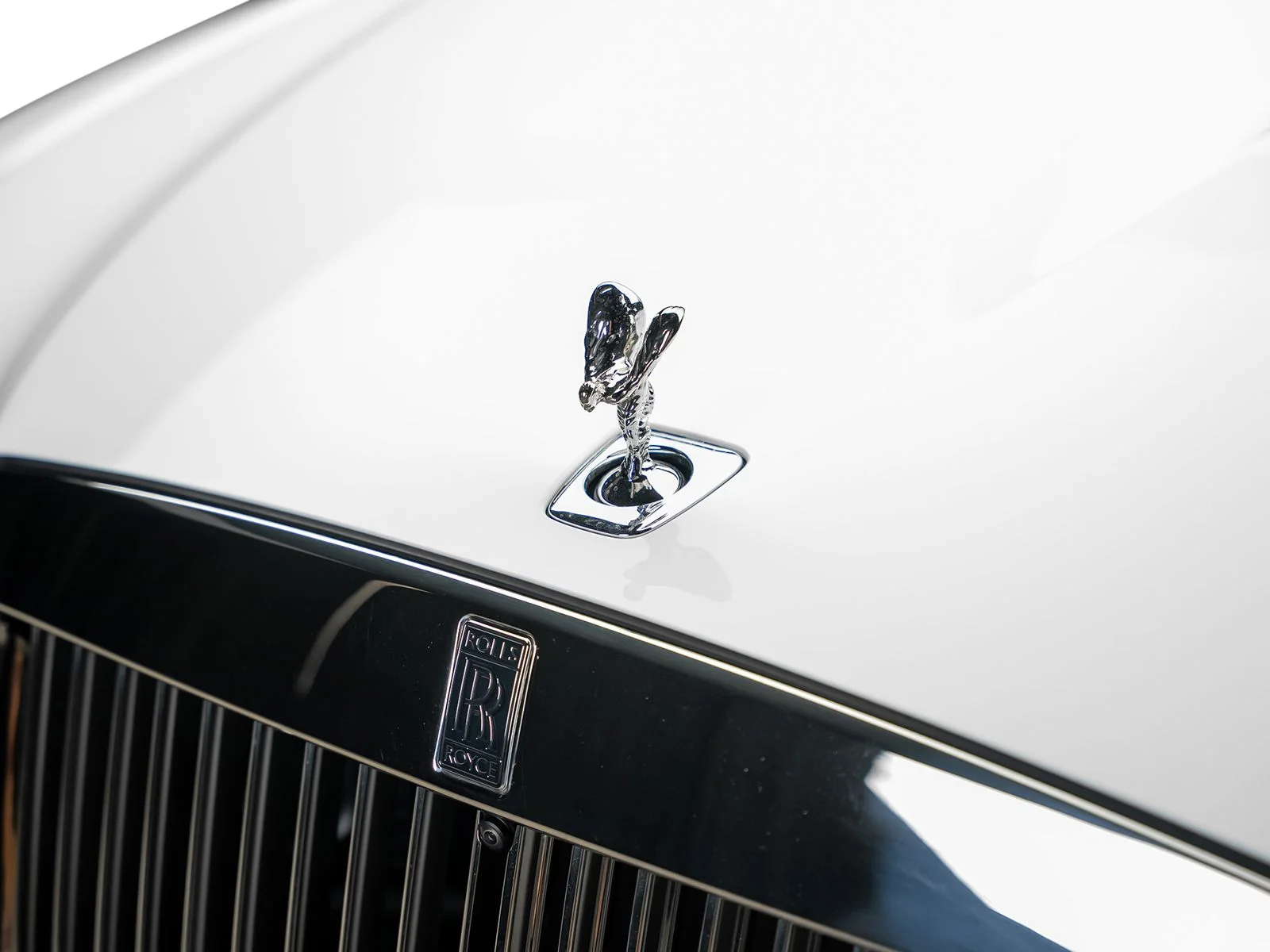 Used 2022 White Rolls-Royce Base image 5