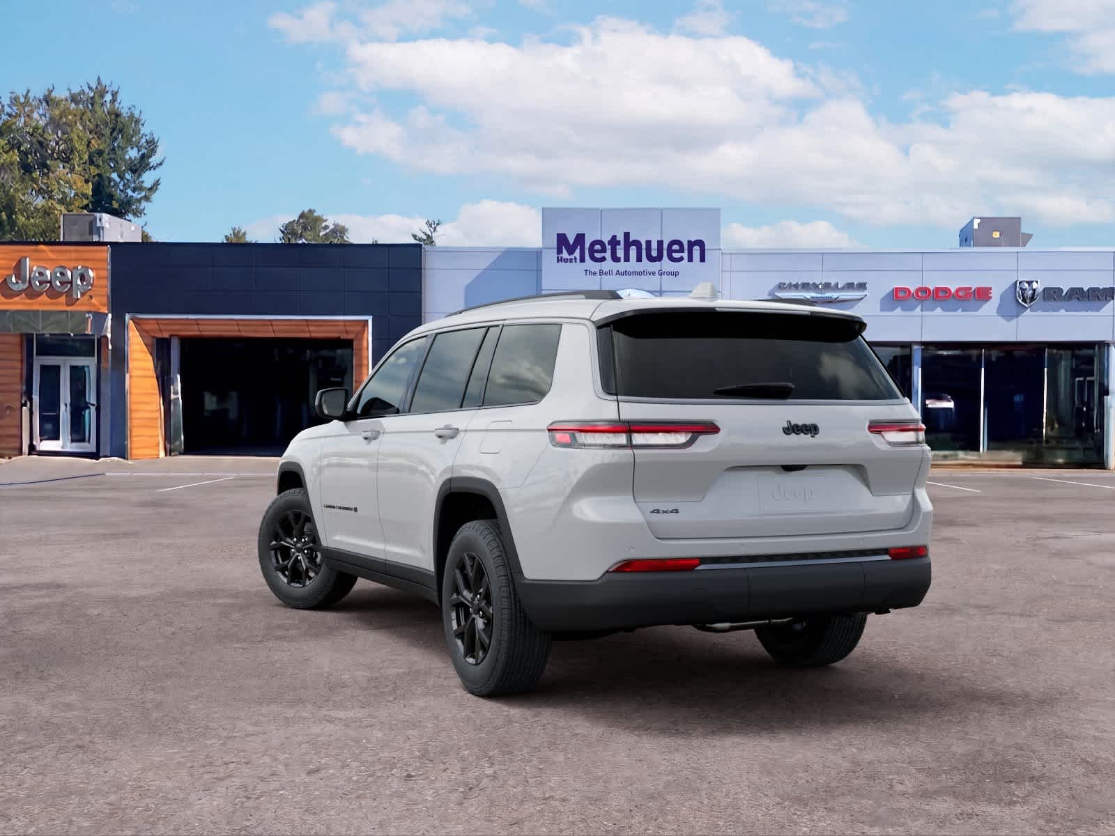 New 2026 Bright White Clear-Coat Exterior Paint Jeep Laredo Altitude image 3