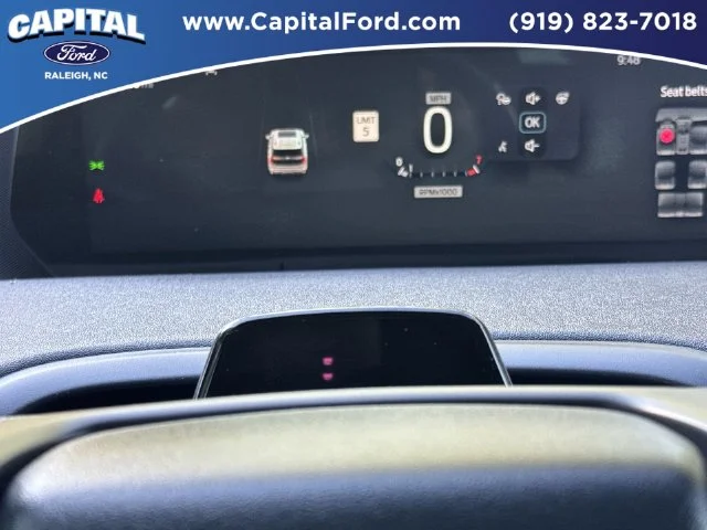 Used 2025 White Ford Platinum image 26