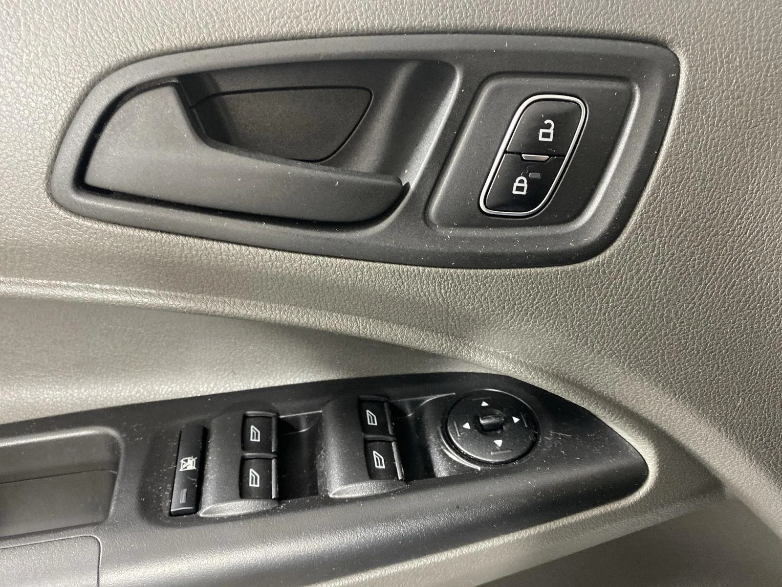 Used 2023 Frozen White Ford XL image 14
