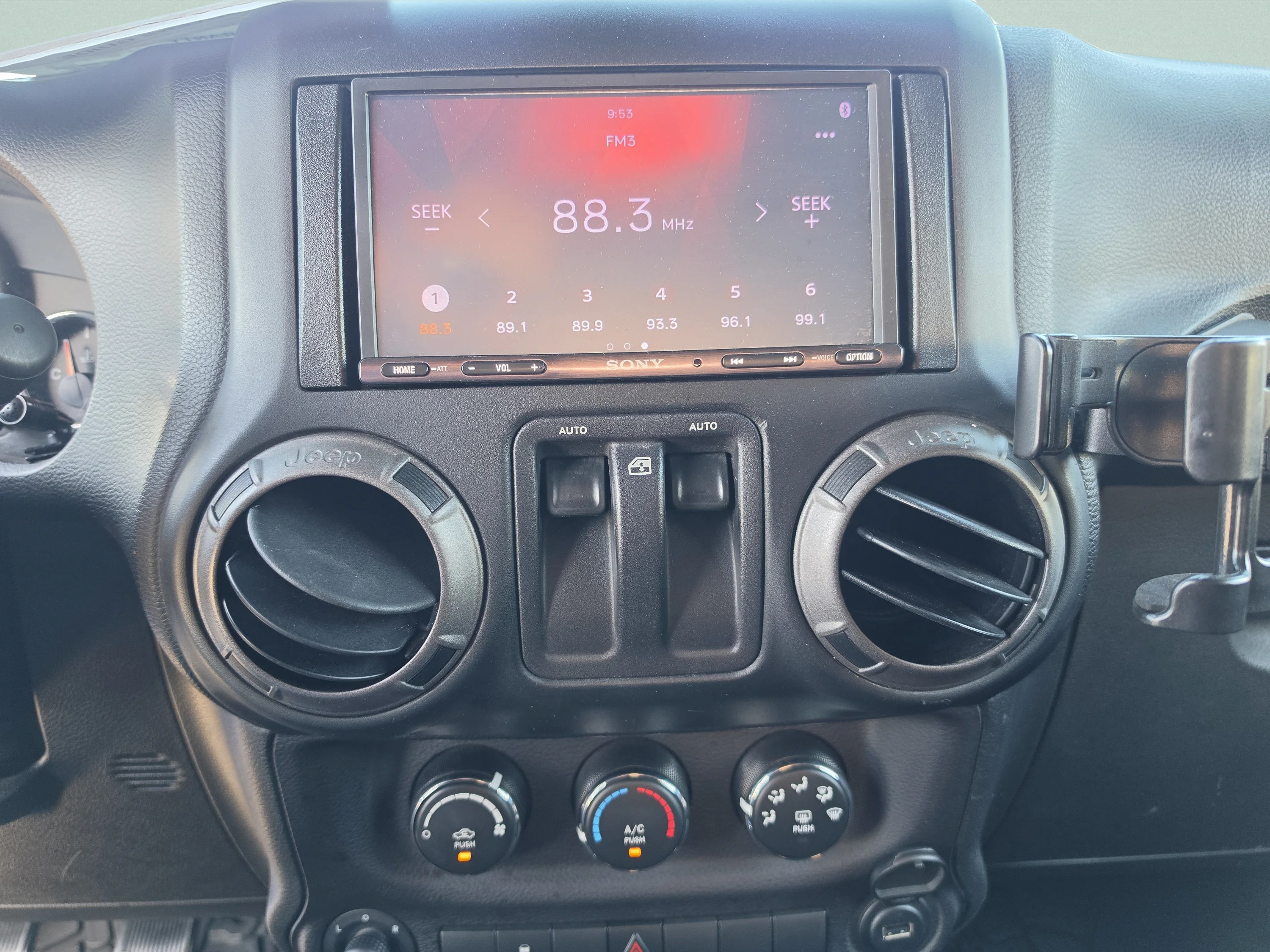 Used 2015 Hydro Blue Pearl Coat Jeep Sport image 26