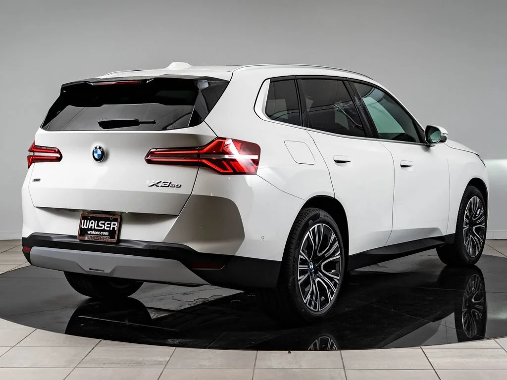 New 2026 Alpine White BMW 30 xDrive image 10