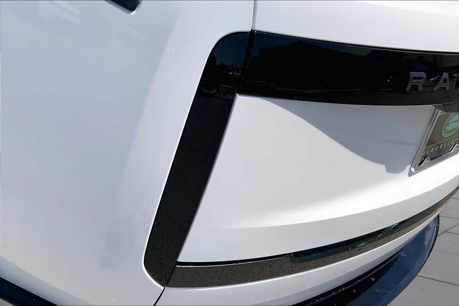 Used 2023 Ostuni Pearl White Land Rover Autobiography image 28