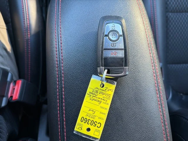 Used 2025 Gray Ford ST-Line image 33