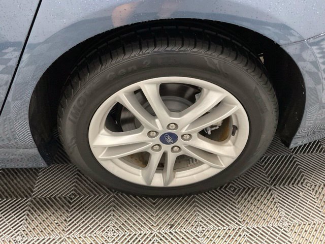 Used 2018 Blue Metallic Ford S image 41