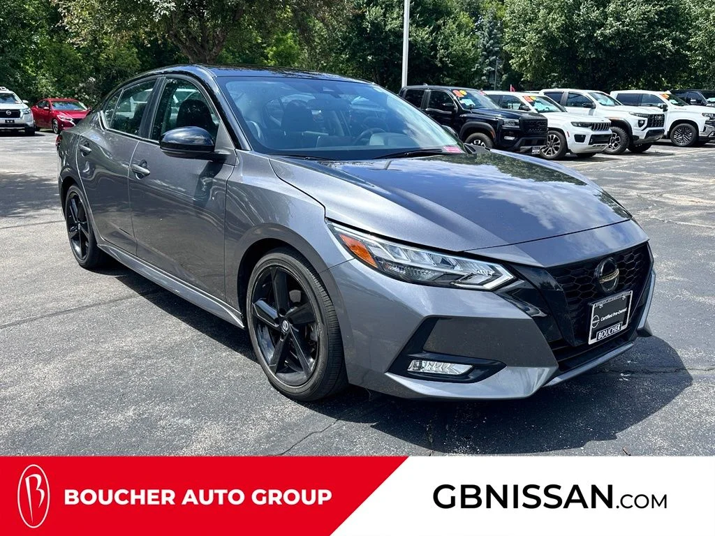 2023 Nissan Sentra SR CVT's photo