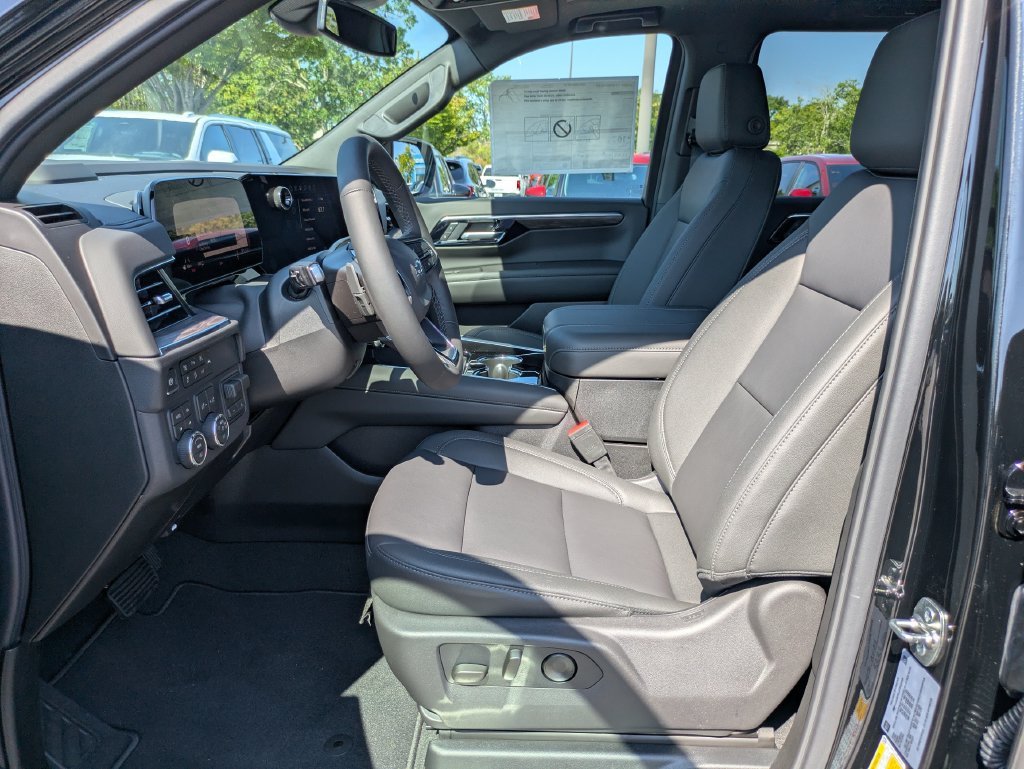 2026 Chevrolet Suburban Z71 - Photo 22