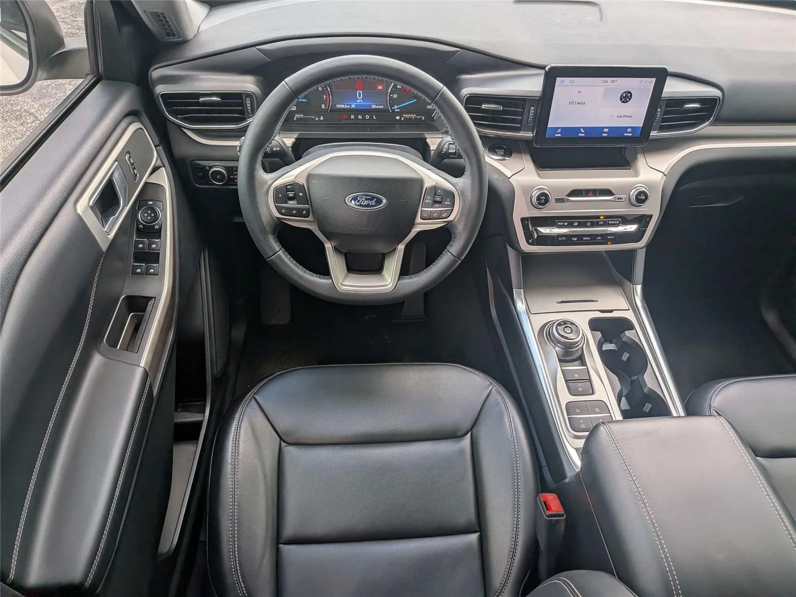 Used 2023  Ford XLT image 17