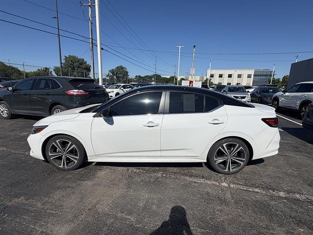 2023 Nissan Sentra SR CVT's photo