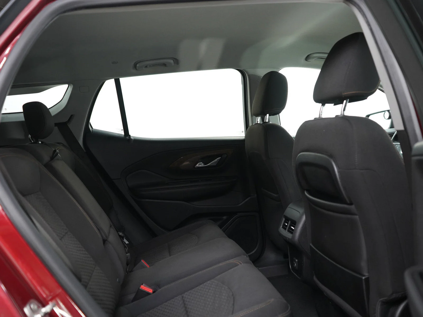 Used 2018 Red Quartz Tintcoat GMC SLE image 12