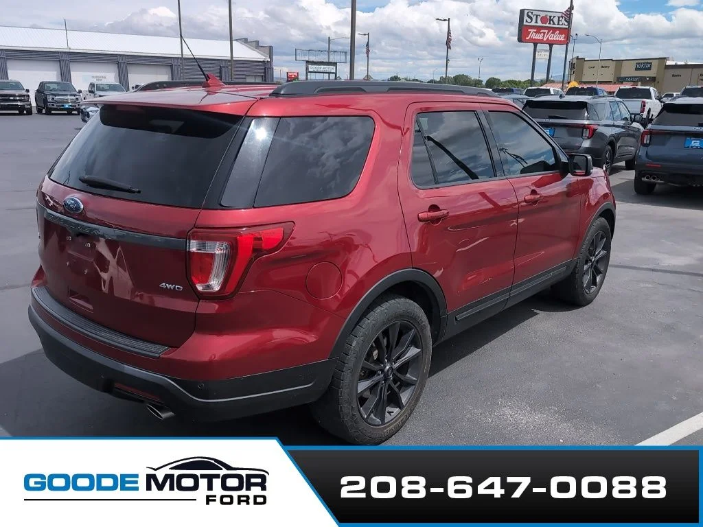 Used 2019 Ruby Red Metallic Ford XLT image 5