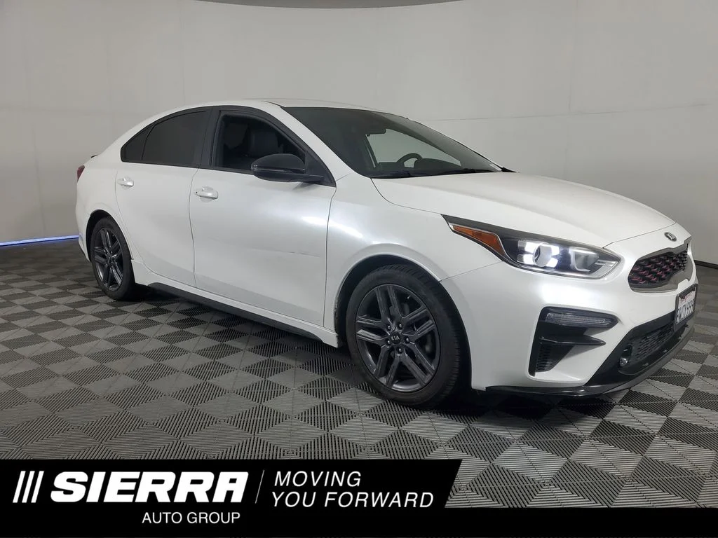 2021 Kia Forte GT-Line AT's photo