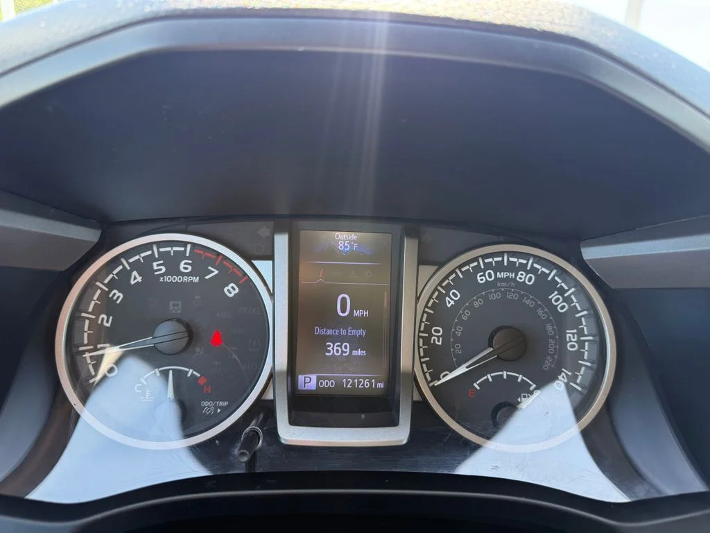 Used 2020 Gray Toyota SR5 image 17