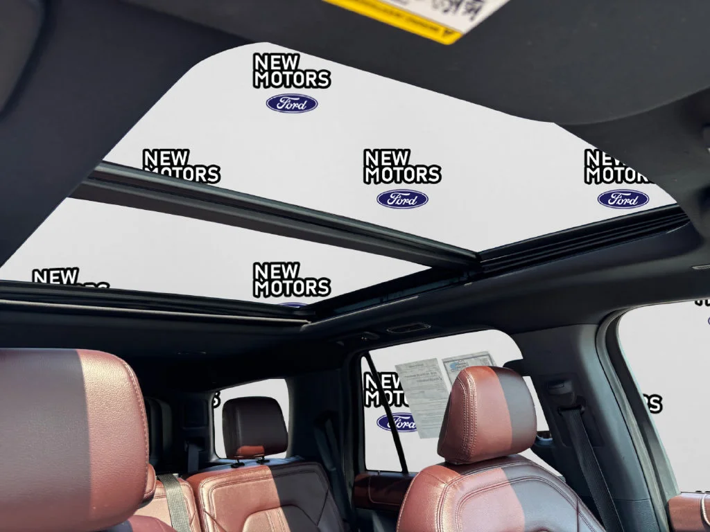 Used 2022 Silver Metallic Ford Limited image 17