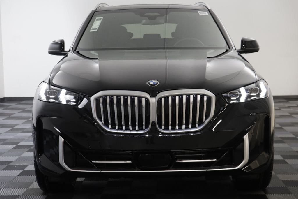 New 2026 Black Sapphire Metallic BMW xDrive40i image 23