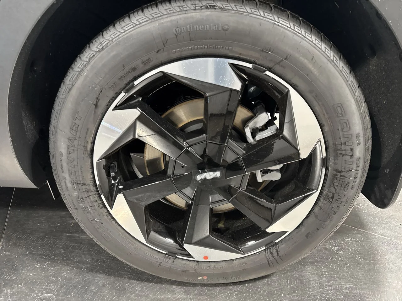 New 2026 Mineral Blue Kia EX image 12